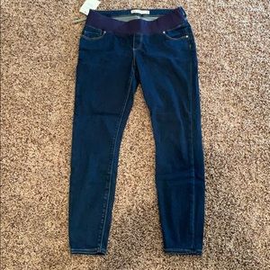 Maternity jeans